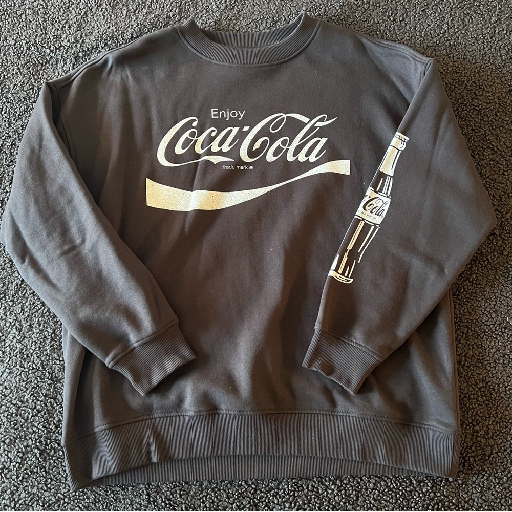 H&M | Divided Coca-Cola Pullover